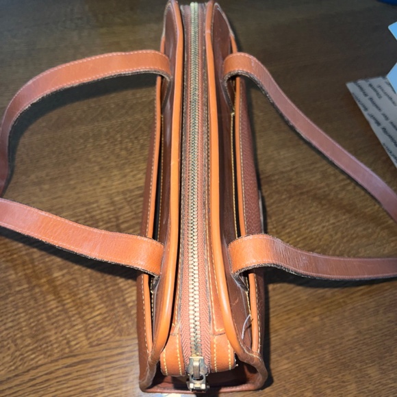 Dooney & Bourke East West Tote All Weather Leather Pebbled British Tan Vintage - Picture 8 of 16